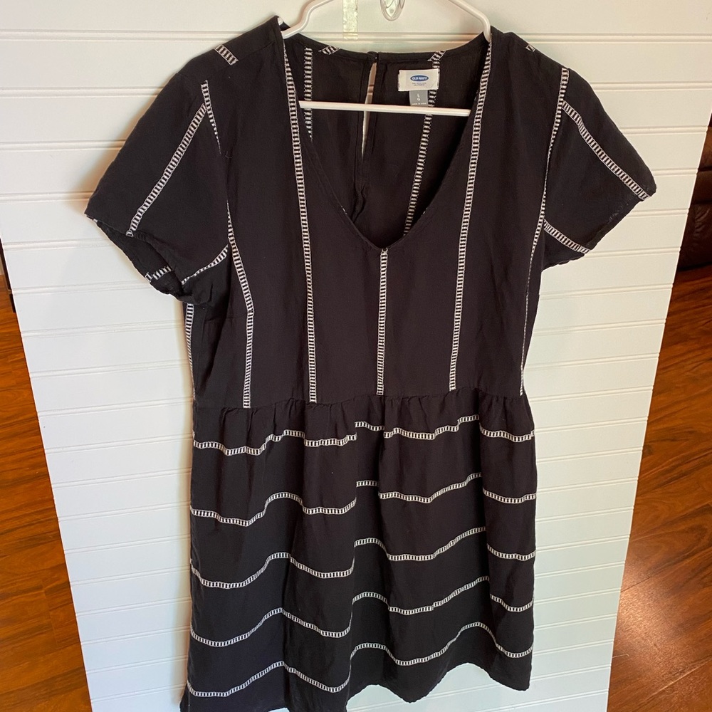 Old Navy High Waisted Black Dress w/ White Stripes